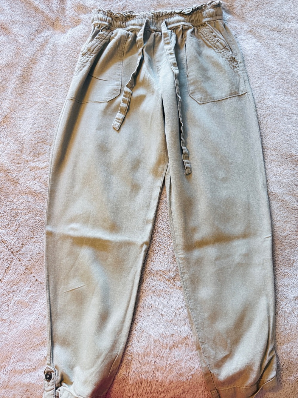 Sincerely Jules Women's Sage Green Linen Blend Paperbag Waist Pants - Size S